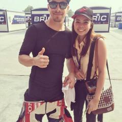 Picture with the fans - Photo: www.nickyhayden.com