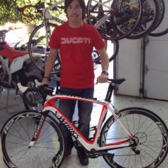 Specialized custom road bicycle - Photo: Nicky Hayden