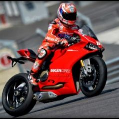photo 2 - Photo: Ducati