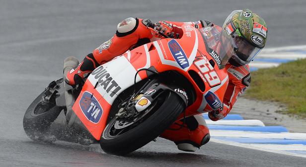 First row for Hayden in Japanese GP qualifying, Dovizioso on row 2