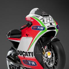 After two tests in black livery, it was good to see some nice color back on the GP12. - Photo: Ducati