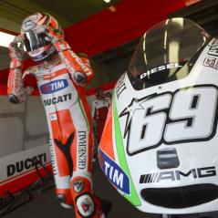 This was the public's first opportunity to see the GP12's new livery in action. - Photo: Ducati