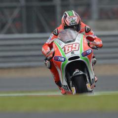 In the dry (but windy) afternoon free-practice 2, Nicky posted the fourth-quickest time. - Photo: Ducati