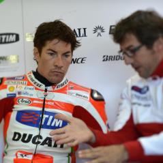 Nicky and crew chief Juan Martinez were planning to work on the D16's gear ratios for day 2. - Photo: Ducati