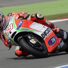 Despite having to take evasive action when Hector Barbera nearly crashed late in the race, Nicky rode to a respectable sixth-place finish. - Photo: Ducati