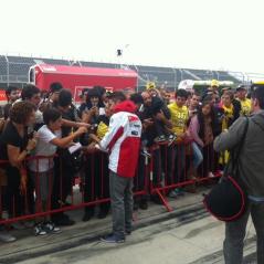 Nicky greets the Spanish fans during the pit-lane walk. - Photo: Jacqueline